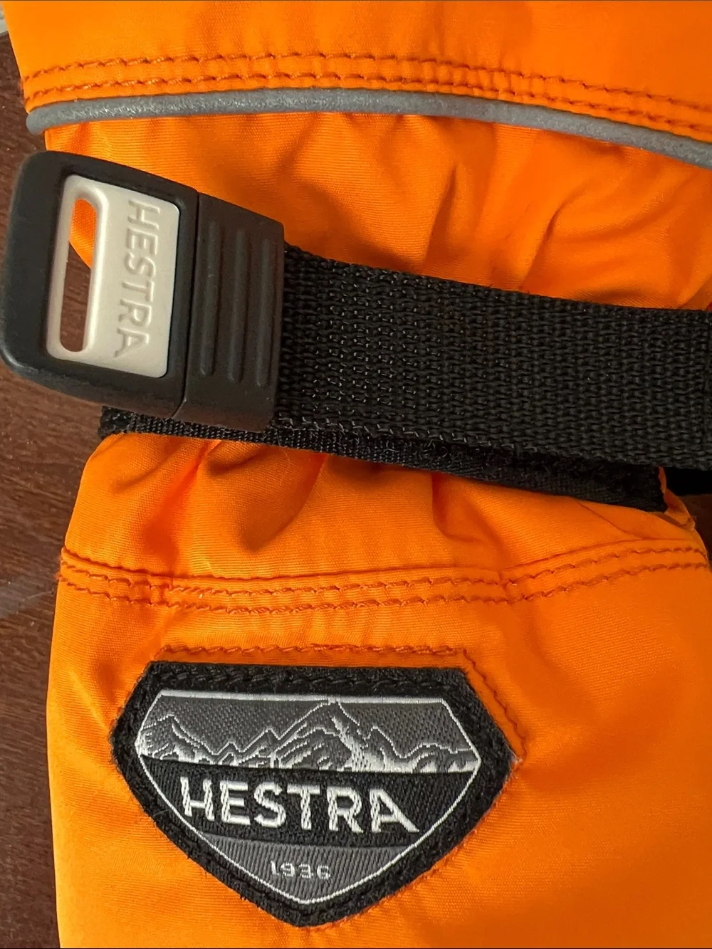 Hestra Czone Kids Orange and Black Waterproof Insulated Ski Mittens Size 6
